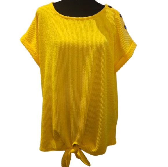 Set the Stage Tops - Set The Stage Lemon Yellow Button-Detail Women's Top With Tye Front. NWT